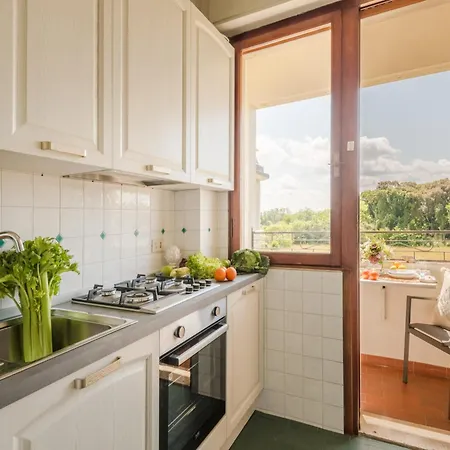 Beachfront Coastal Elegance In Apartamento